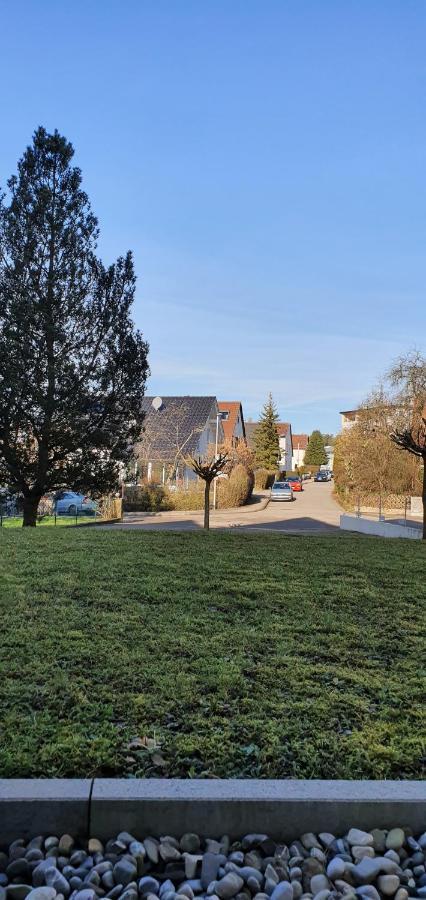 Unique Messe - Airport Apartman Steinenbronn Kültér fotó